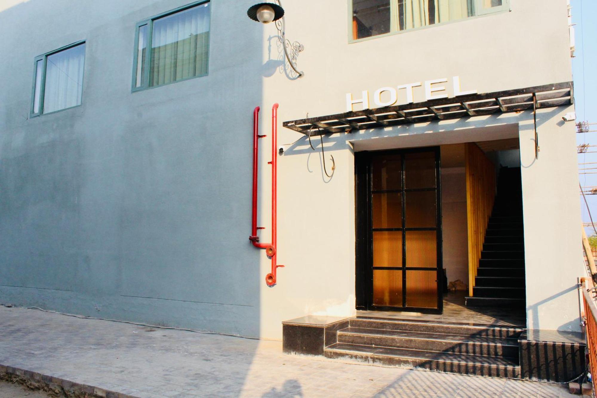 The Loya Hotel Muktsar Exterior photo